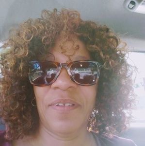 Meet your Posher, Annette